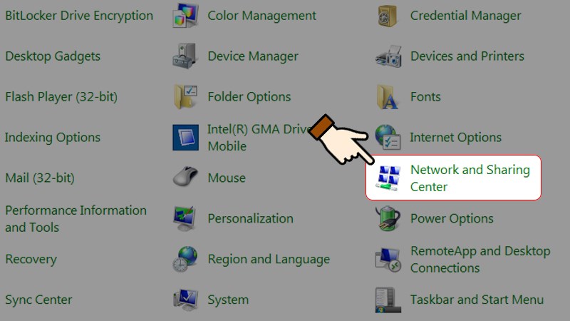 Chọn Network and Sharing Center